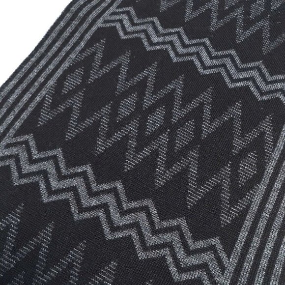 LOUIS VUITTON 401910 Chevron stripe Logo pattern Scarf wool Black/Gray - Picture 5 of 12